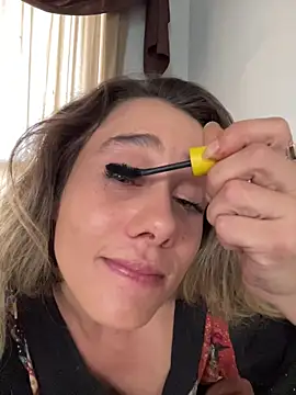 Snapshot of blond-96 chatting on 02.07.26 blond-96 online show from 02.07.26