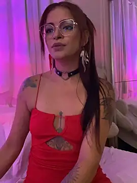 TayllorSweet  online show from 04.28.26