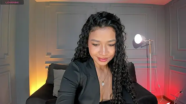 Snapshot of SophieHouston_ chatting on 11.14.25 SophieHouston online show from 11.14.25