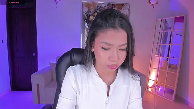 Snapshot of SophieHouston_ chatting on 01.10.26 SophieHouston online show from 01.10.26