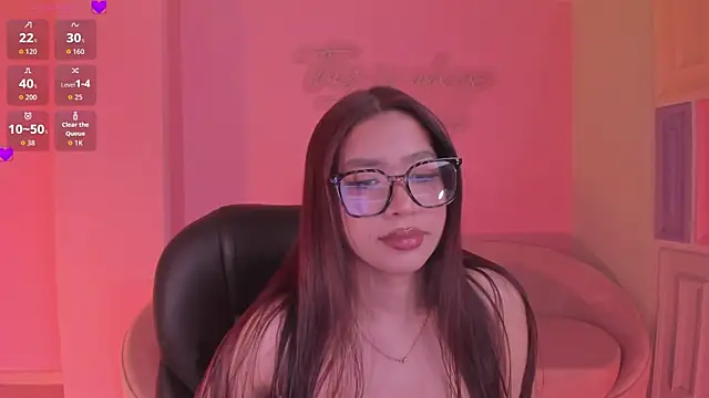 SophieHouston  online show from 07.07.26