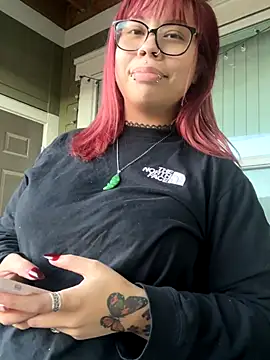 moan4mona online show from 10.29.25