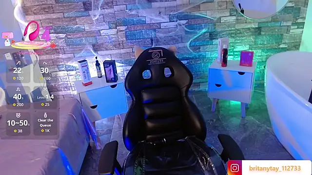 boyfox tay online show from 11.06.25