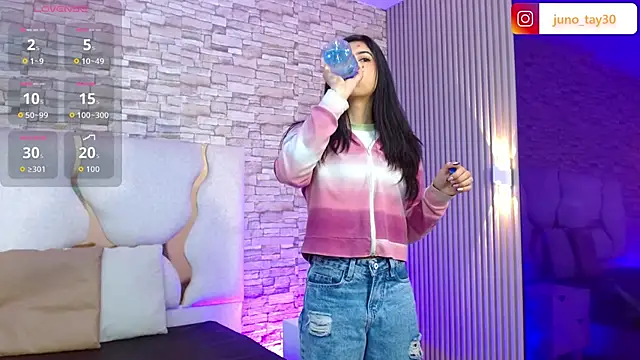 juno tay online show from 11.12.25