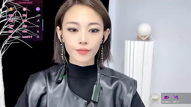 xiaoyue8888 online show from 09.30.25