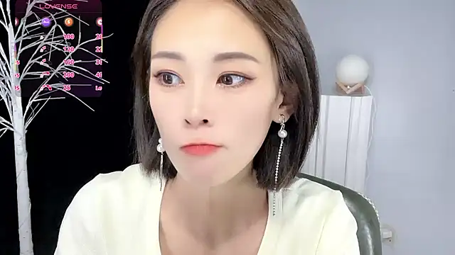 xiaoyue8888 online show from 10.02.25