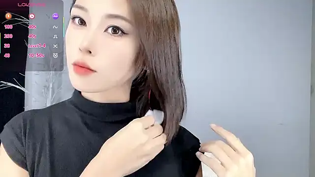 xiaoyue8888 online show from 11.30.25