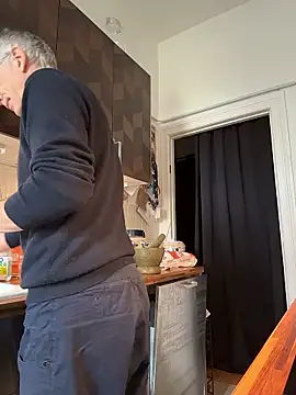 SexyLeon8 online show from 01.15.26