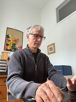 SexyLeon8 online show from 03.27.26