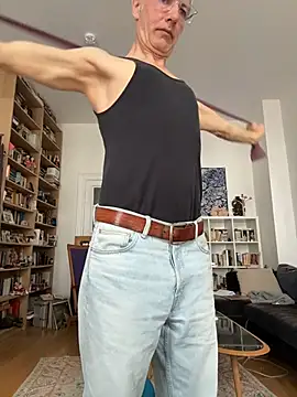SexyLeon8 online show from 05.13.26