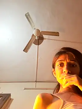 Snapshot of babe_jasmine chatting on 11.27.25 babe jasmine online show from 11.27.25