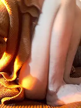 Snapshot of babe_jasmine chatting on 12.05.25 babe jasmine online show from 12.05.25