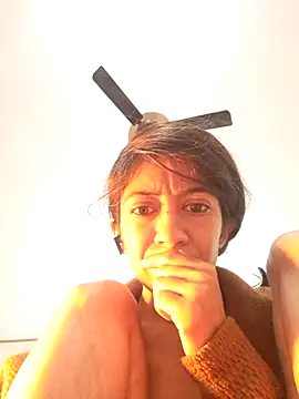 Snapshot of babe_jasmine chatting on 12.16.25 babe jasmine online show from 12.16.25