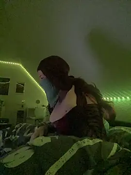 Snapshot of Sorelli1405 chatting on 12.13.25 Sorelli1405 online show from 12.13.25