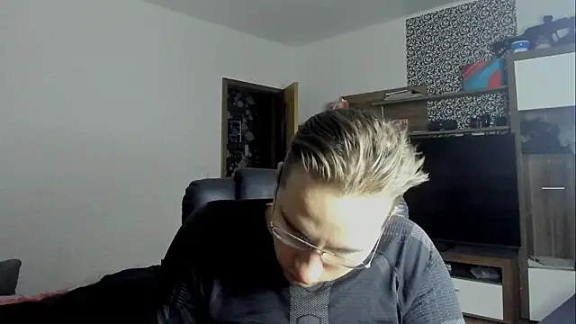 Snapshot of romiosabrino chatting on 02.01.26 romiosabrino online show from 02.01.26