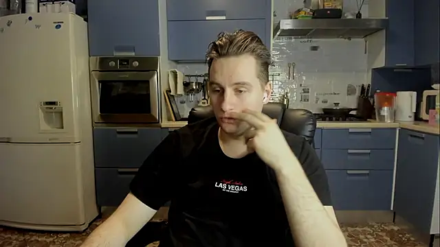 Snapshot of romiosabrino chatting on 02.11.26 romiosabrino online show from 02.11.26