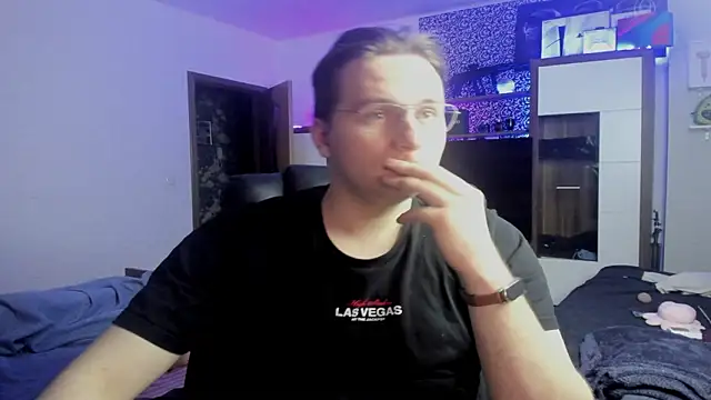 Snapshot of romiosabrino chatting on 03.14.26 romiosabrino online show from 03.14.26