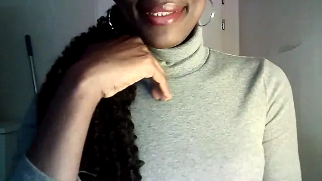 Snapshot of Chatdoll2 chatting on 10.22.25 Chatdoll2 online show from 10.22.25