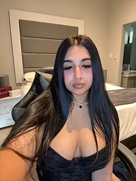 Snapshot of LilMisIndianx chatting on 11.06.25 LilMisIndianx online show from 11.06.25