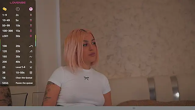 Snapshot of daisyblushh chatting on 01.19.26 daisyblushh online show from 01.19.26