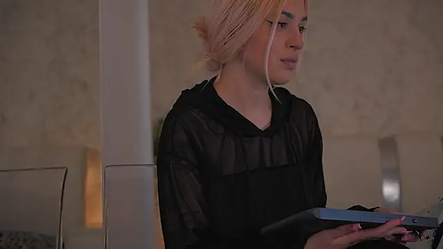 Snapshot of daisyblushh chatting on 02.02.26 daisyblushh online show from 02.02.26