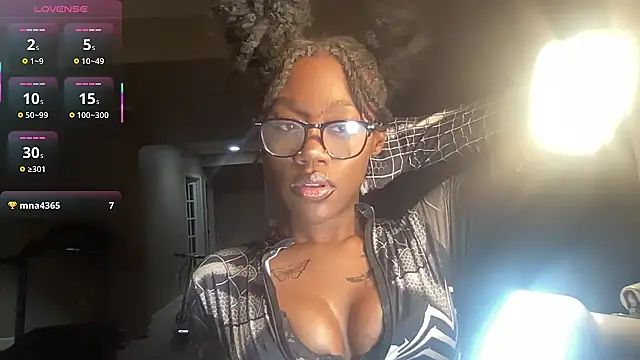 maskedgirl5005 online show from 09.26.25