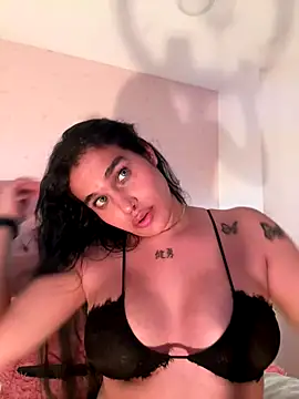 Bella  Wood online show from 09.09.25