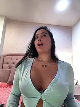 Bella  Wood online show from 01.31.26