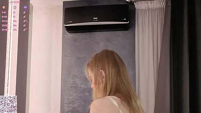 ElvinaRose online show from 11.03.25