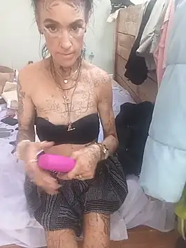 Snapshot of Tannedtattooed69 chatting on 06.24.26 Tannedtattooed69 online show from 06.24.26
