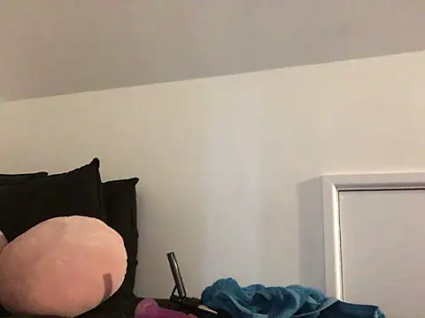 estellebby online show from 05.22.26