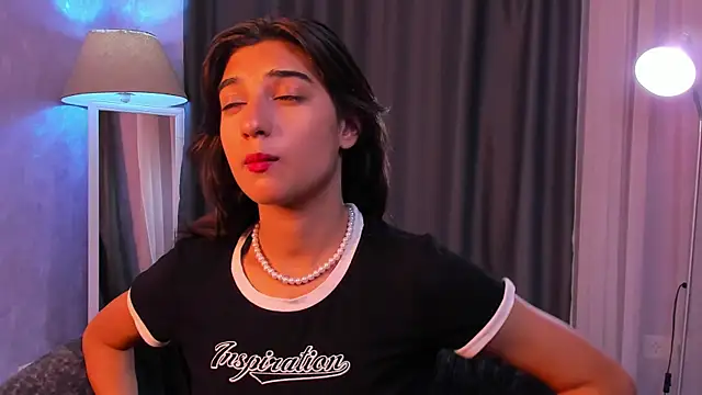 Elfy Rare  online show from 09.11.25