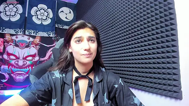 Elfy Rare  online show from 10.15.25