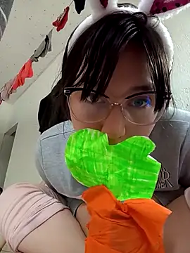 lareinalareinadelanal online show from 10.25.25