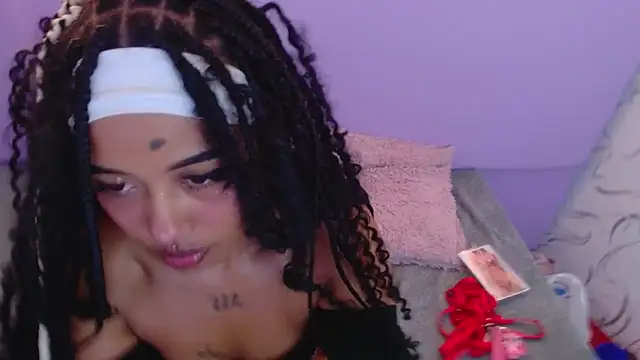 SachaBratz online show from 09.18.25