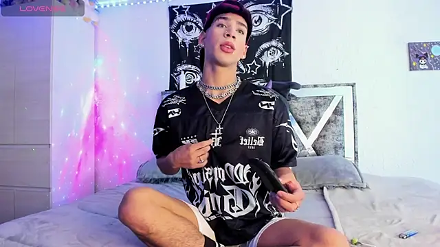 Dark Boy26 online show from 10.08.25