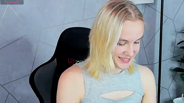 Carolin Miller online show from 10.20.25