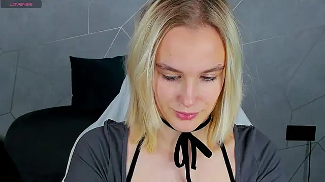 Carolin Miller online show from 10.29.25