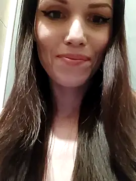 Snapshot of Angie_meow chatting on 10.29.25 Angie meow online show from 10.29.25