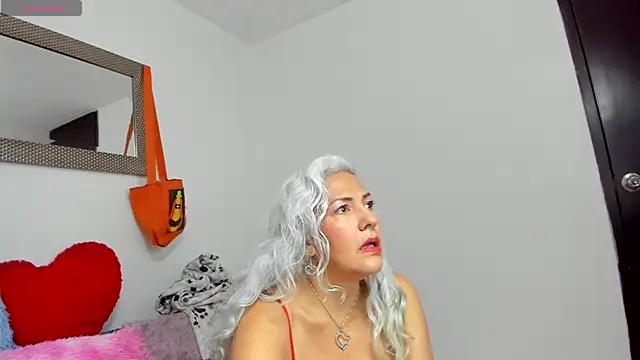 marilyn70 online show from 10.28.25