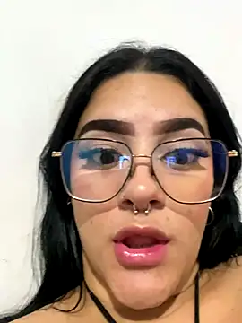 Marianacg 21 online show from 12.16.25