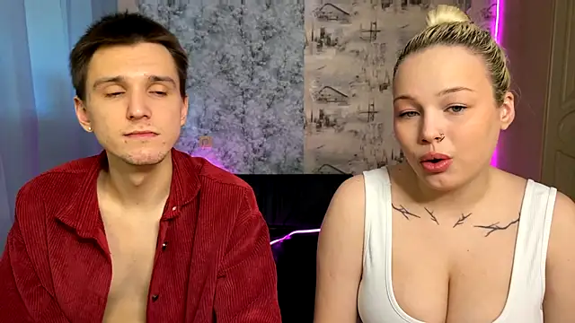 Snapshot of Mia_Sakuraa chatting on 10.19.25 Mia Sakuraa online show from 10.19.25