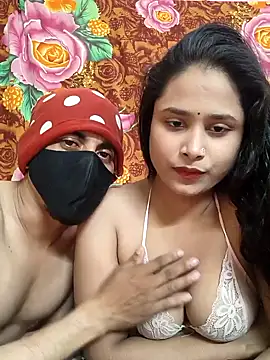 Seducing couple online show from 02.07.26
