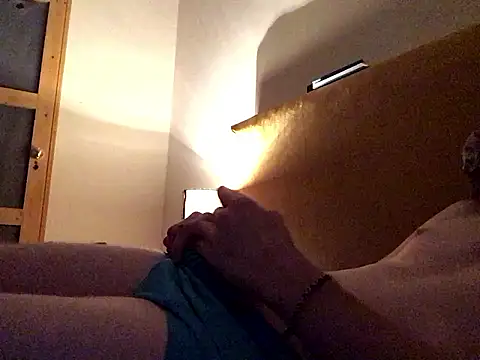 Snapshot of Titiboboo3488 chatting on 10.05.25 Titiboboo3488 online show from 10.05.25