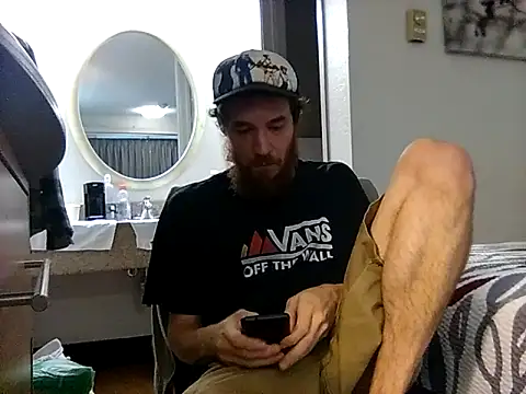 Snapshot of Skater1287 chatting on 10.05.25 Skater1287 online show from 10.05.25