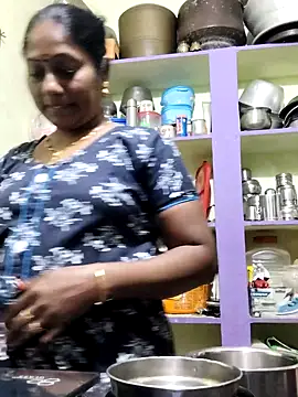 papukurty online show from 10.23.25