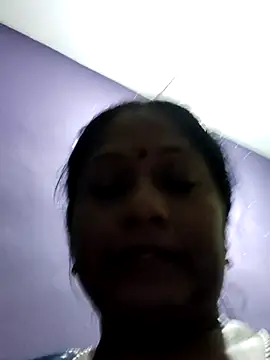 Snapshot of papukurty chatting on 04.18.26 papukurty online show from 04.18.26
