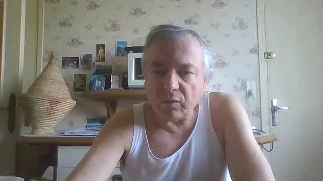 Snapshot of gegevincent chatting on 05.01.26 gegevincent online show from 05.01.26