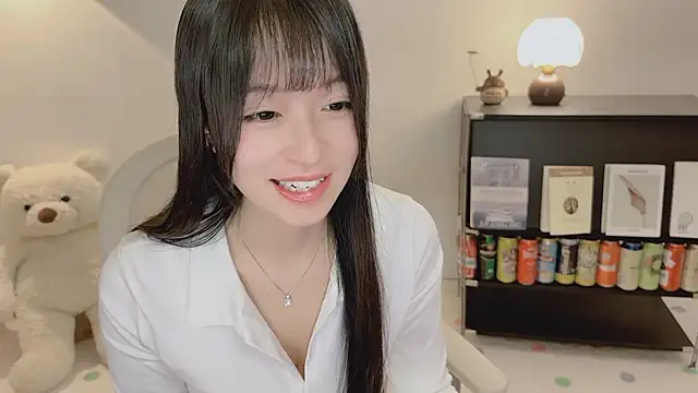 Onechestnut online show from 06.05.26