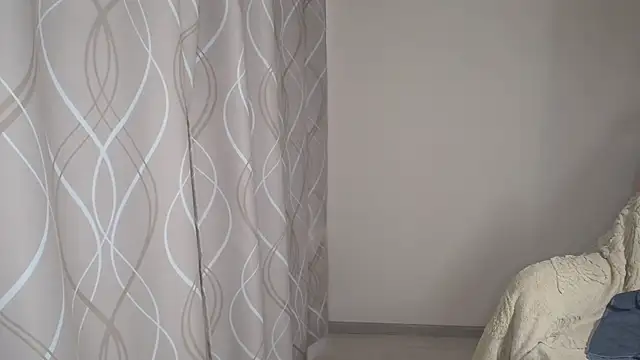 miss  Sophie online show from 12.14.25